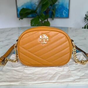 NWOT Tory Burch Kira Chevron Leather Camera Crossbody Bag Squash Orange Gold